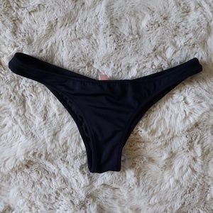 Victoria's Secret Cheeky Bikini Scrunch Bottom - Black